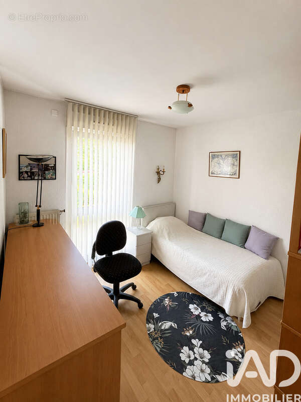 Appartement 92 m² à Moulins-Les-Metz  - photo 8