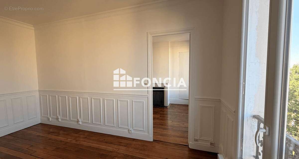 Appartement à AUBERVILLIERS