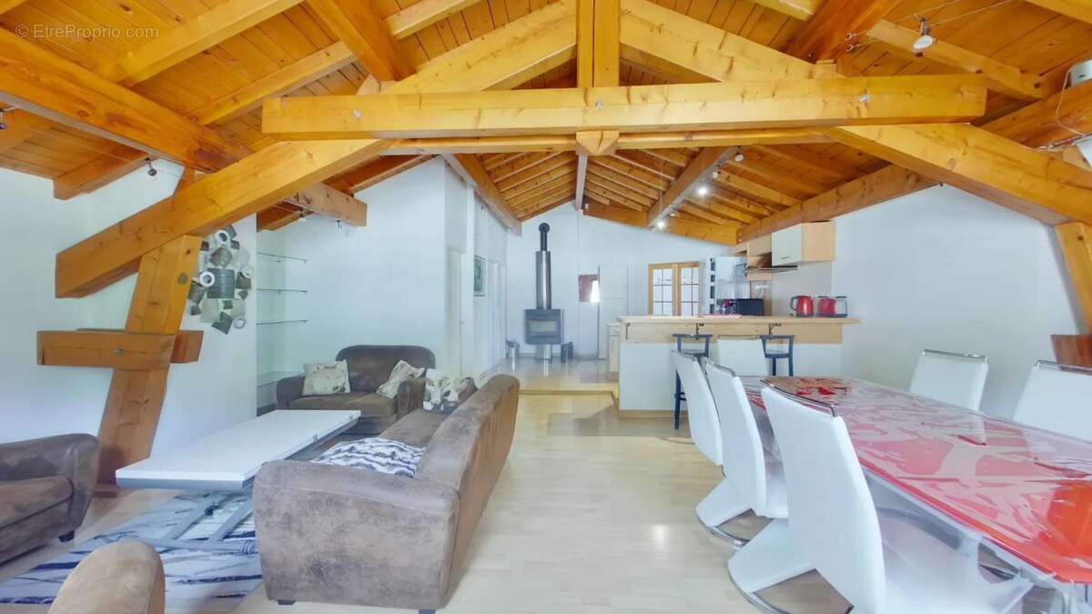 Appartement à BOIS-D'AMONT