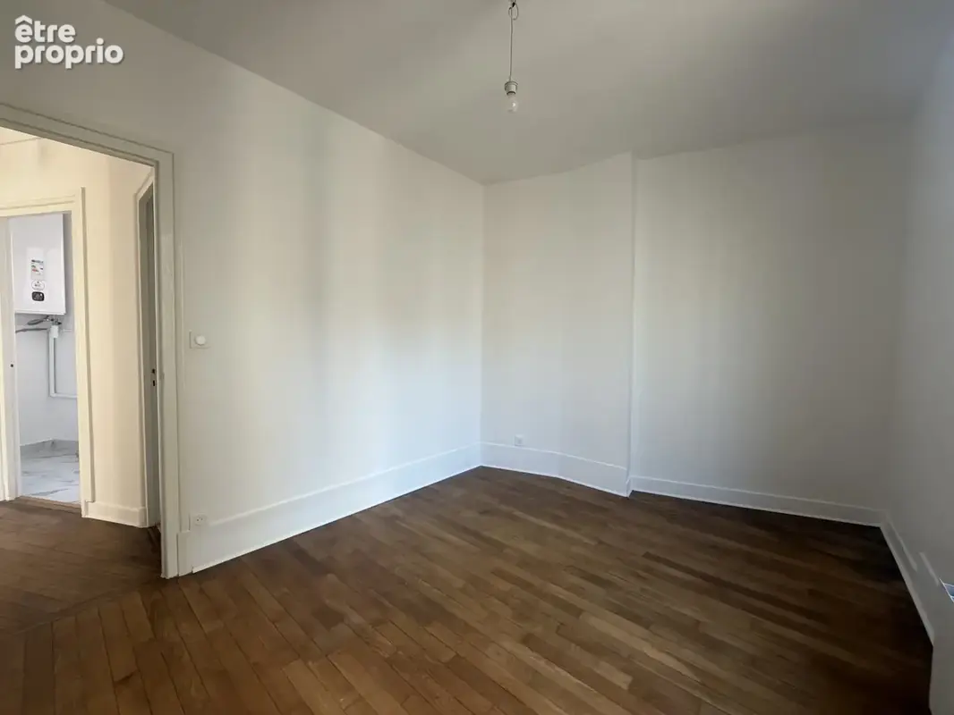 Appartement 2 pièces 44 m² à vendre à Paris-18e (75018) - photo 8