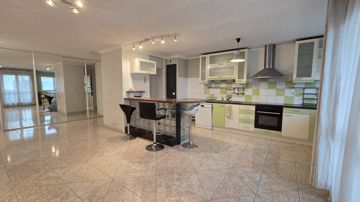 Appartement à BOISSY-SAINT-LEGER