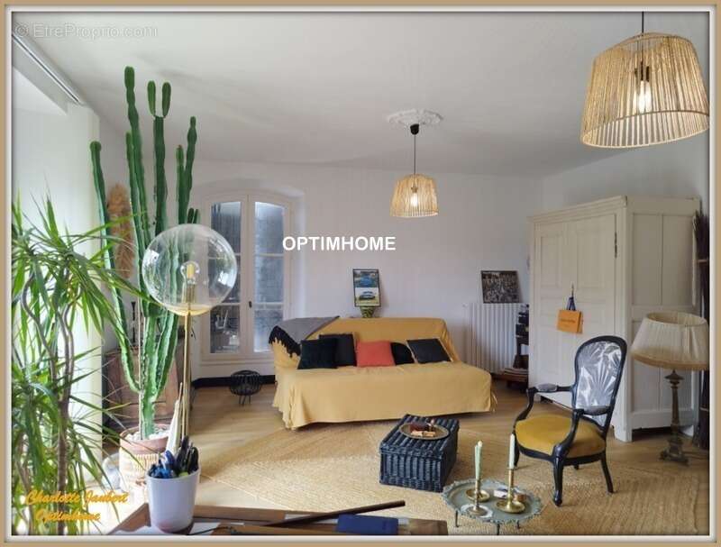 Maison à AUBETERRE-SUR-DRONNE