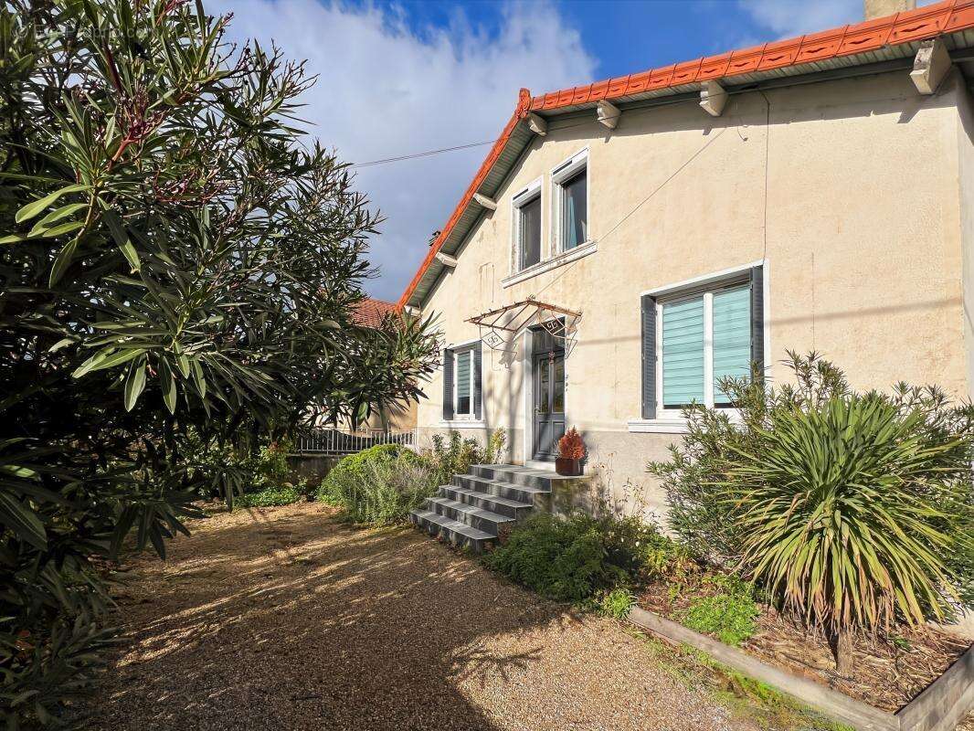 Maison à LIVRON-SUR-DROME