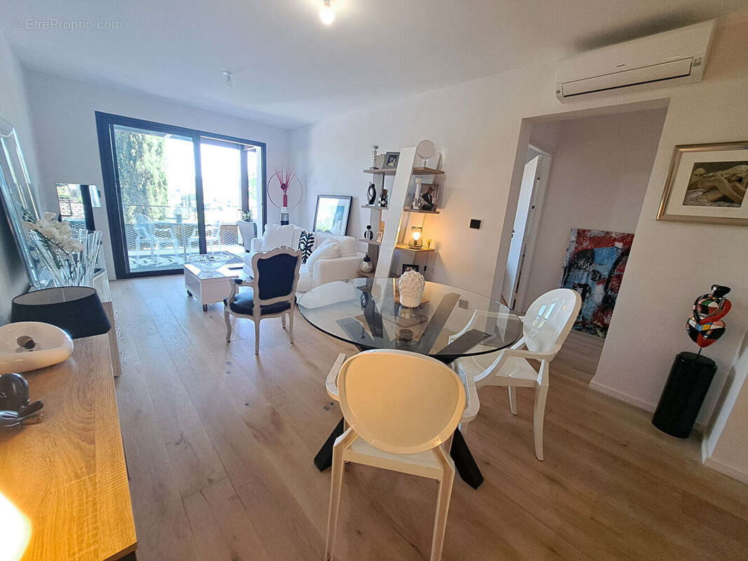 Appartement à VAISON-LA-ROMAINE