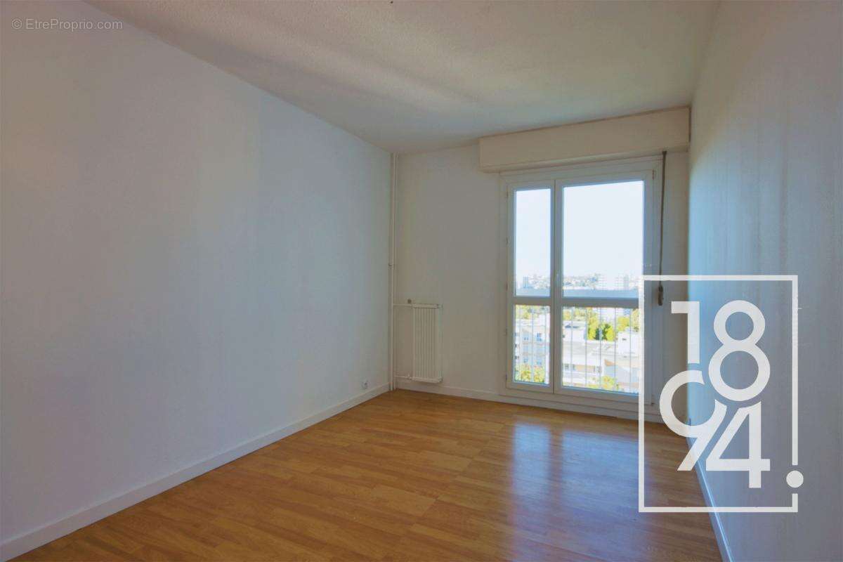 Appartement à MARSEILLE-10E