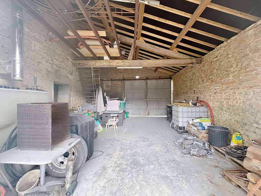 Maison à SAVIGNY-SOUS-MALAIN