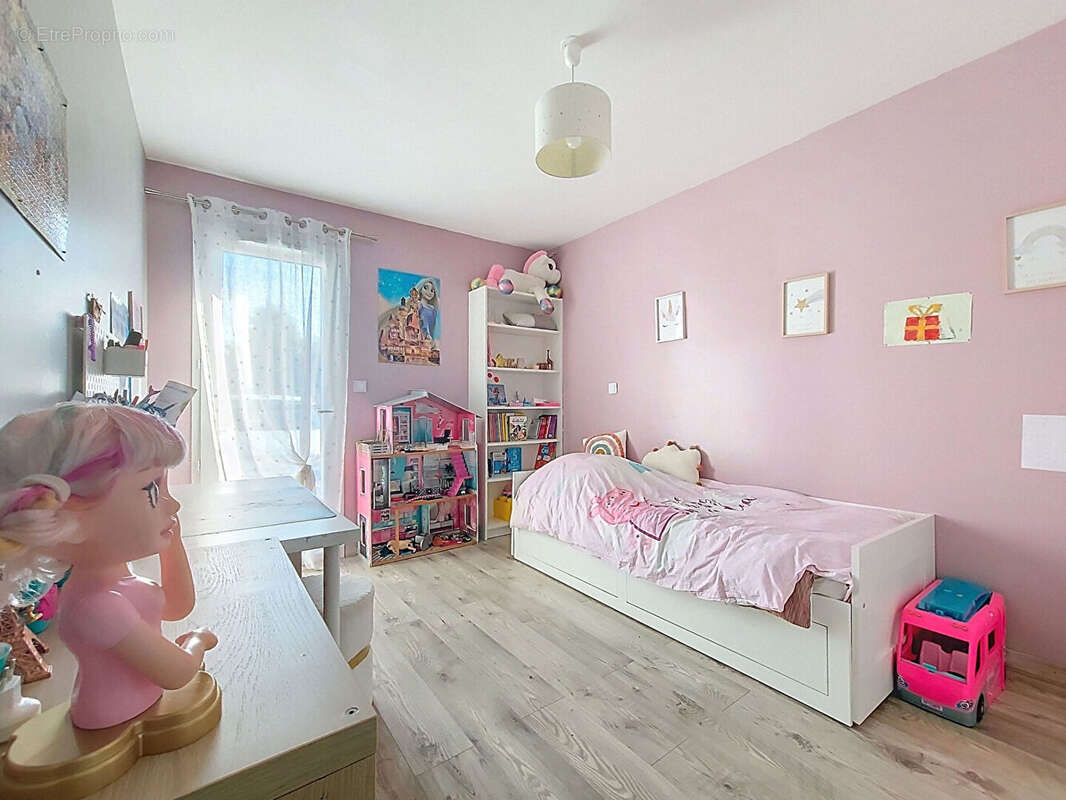 Maison à PAREMPUYRE