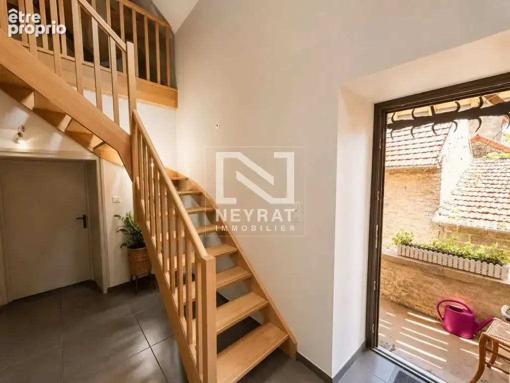 Maison de caractère en pierre avec exceptionnelle grange attenante – Un bien rare aux portes de Tournus - photo 10