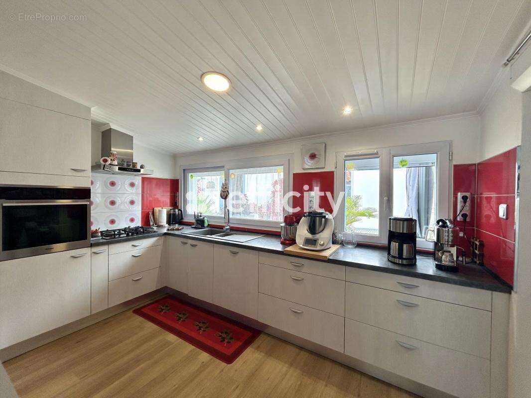 Maison à BEAUVOIR-SUR-MER