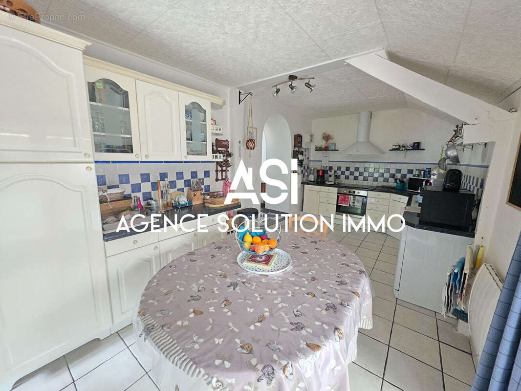 Maison  5 pièce(s) 173 m2 - photo 9