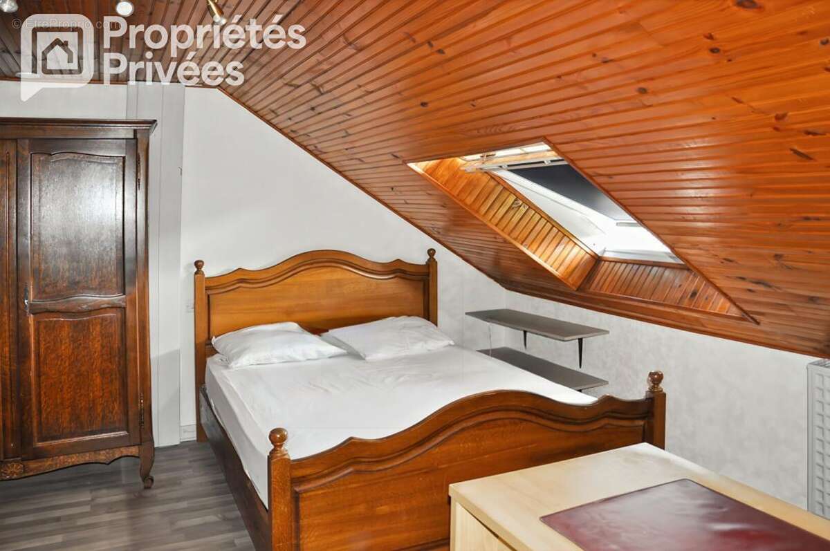 Maison Entrammes 7 pièce(s) 167 m2 - photo 8