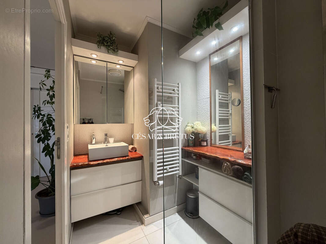 Appartement à LYON-7E