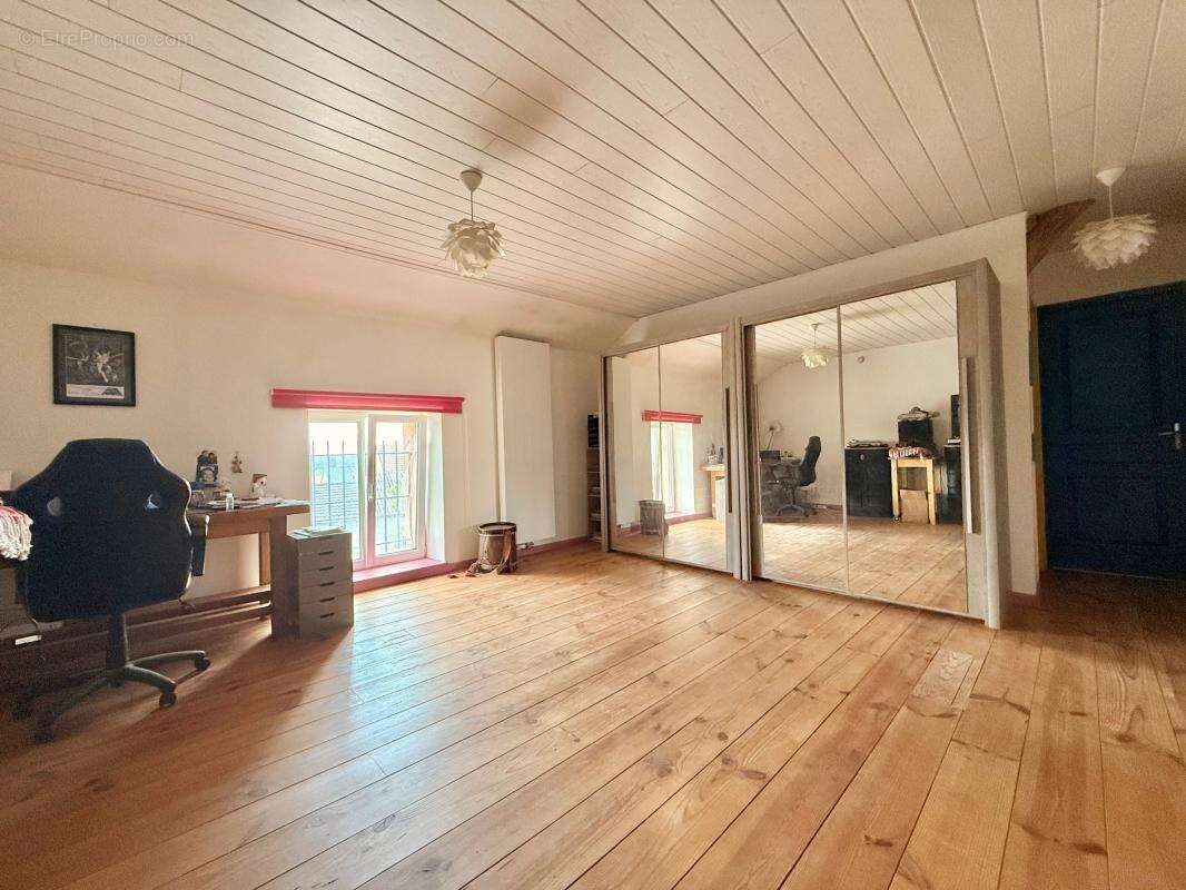 Maison À Vendre Athée 142m² , 3 chambres ,2062m² de terrain - photo 10