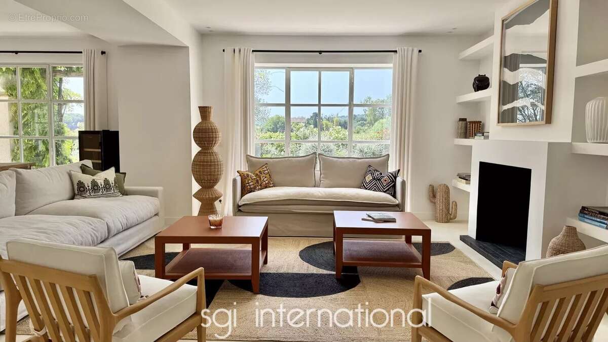 Maison à RAMATUELLE