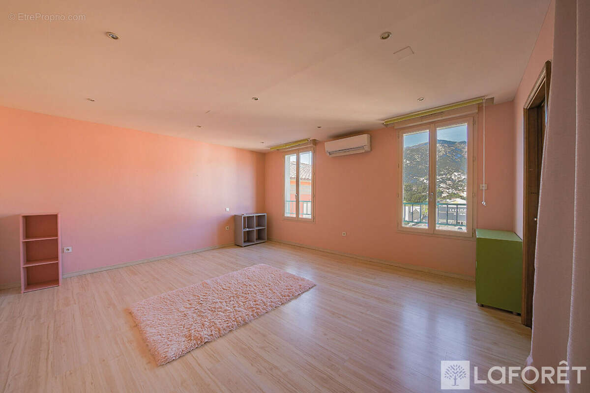 Appartement à BIGUGLIA
