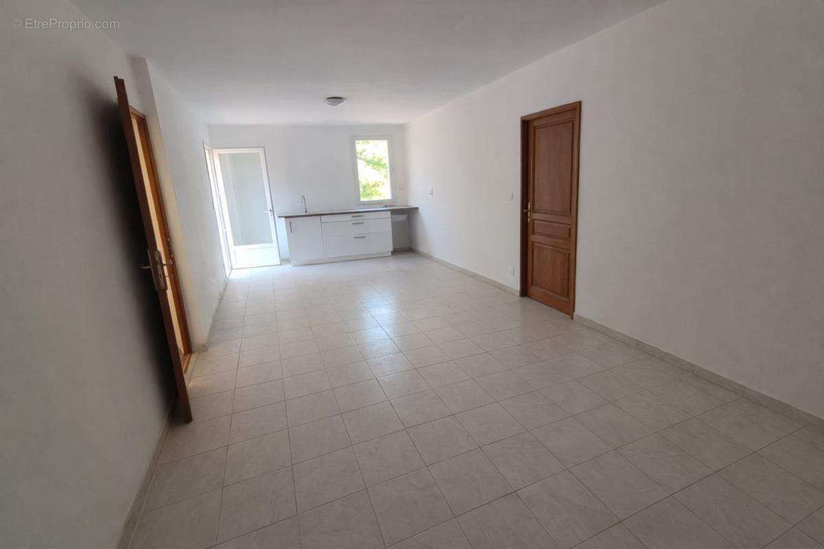 Maison à COURSAC