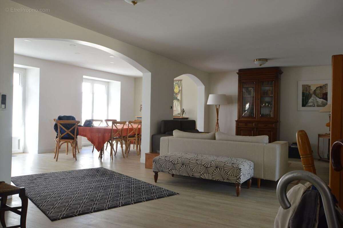 Belle grande maison avec dépendances 17 LA ROCHELLE MARSILLY - photo 9