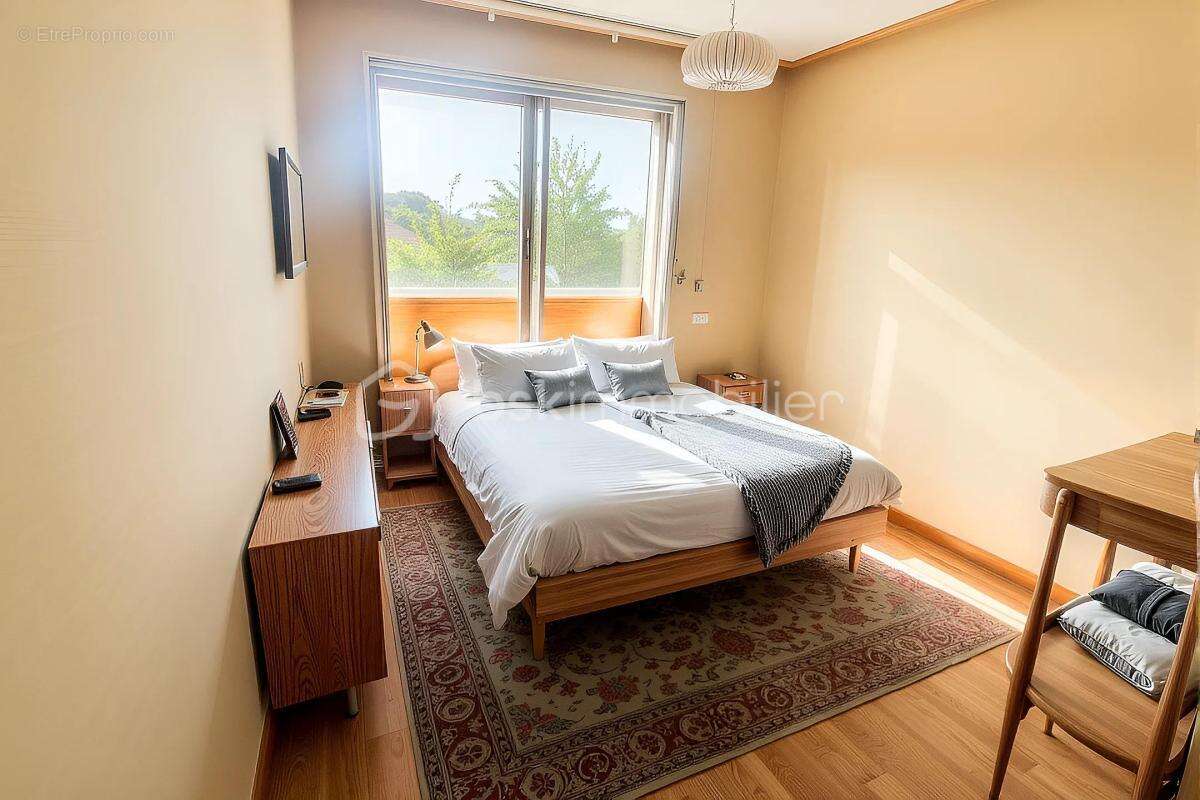 Appartement à SIX-FOURS-LES-PLAGES