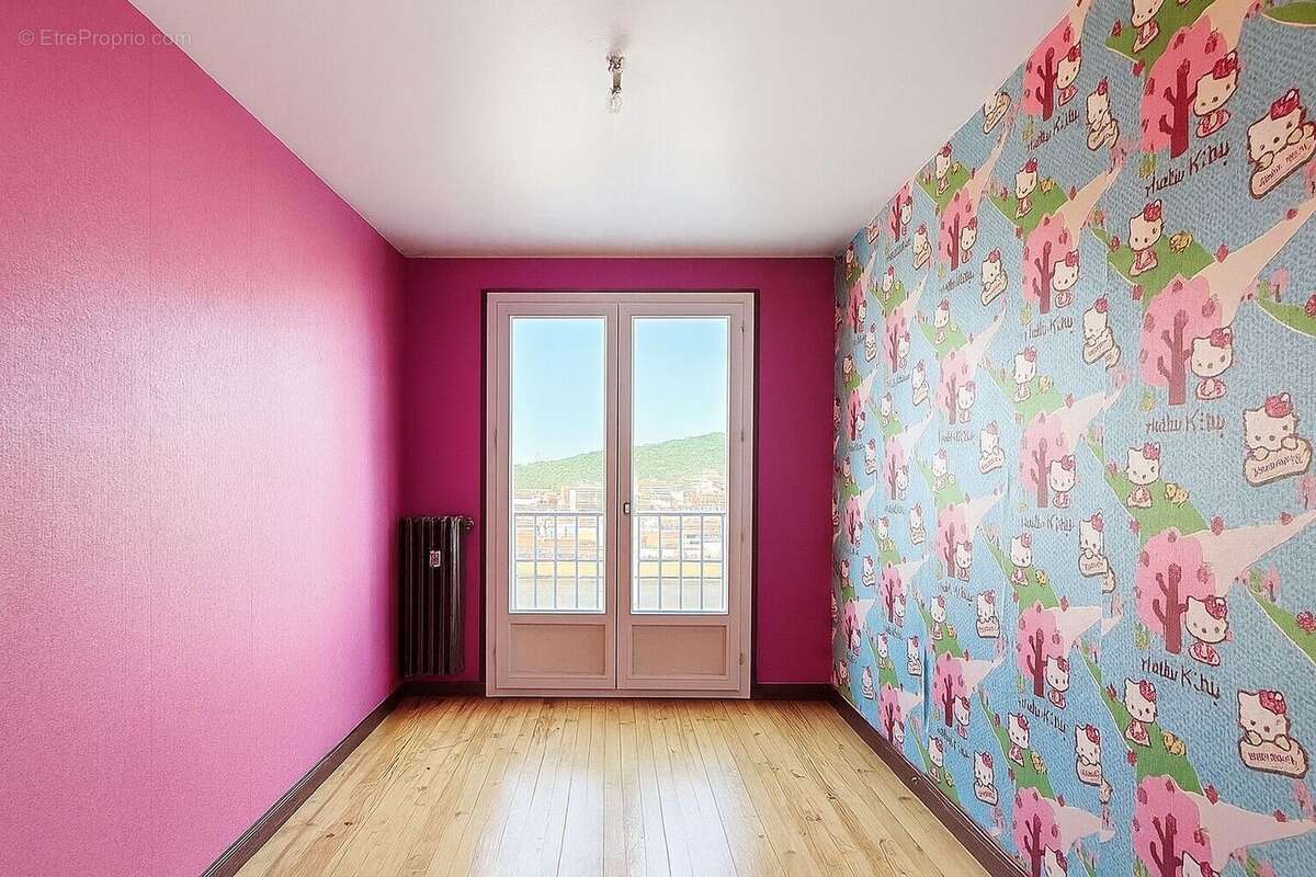 Appartement à SAINT-ETIENNE