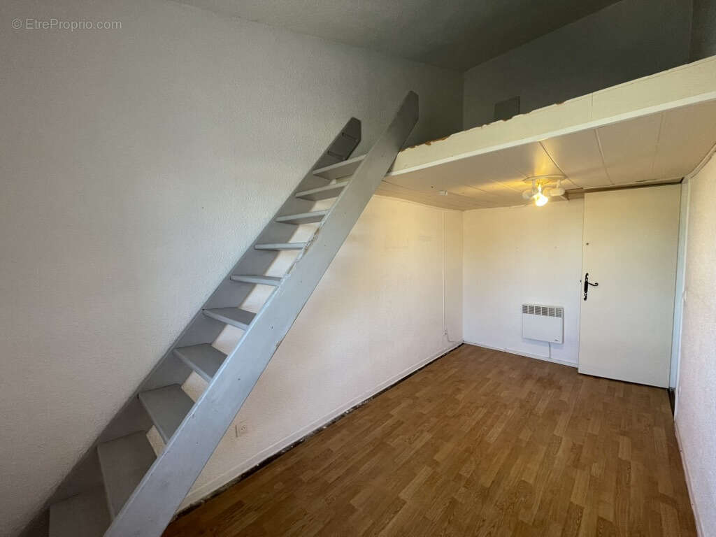 Appartement à LA LONDE-LES-MAURES