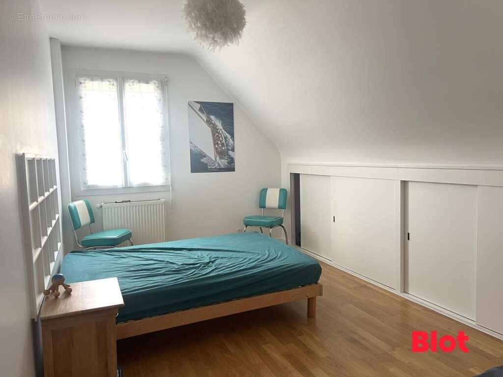 Maison à LE POULIGUEN