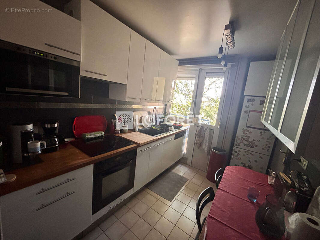 Appartement à ROSNY-SOUS-BOIS