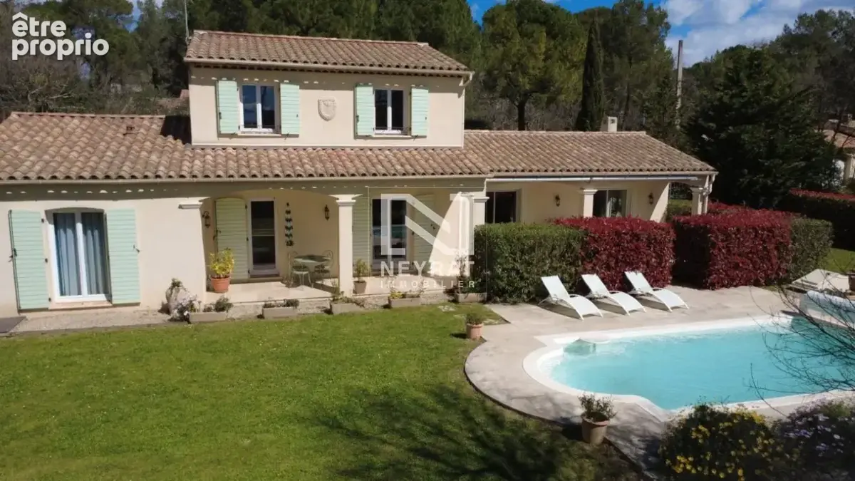 Fayence – Élégante villa provençale avec piscine et jardin plat de 3 000 m² - photo 24