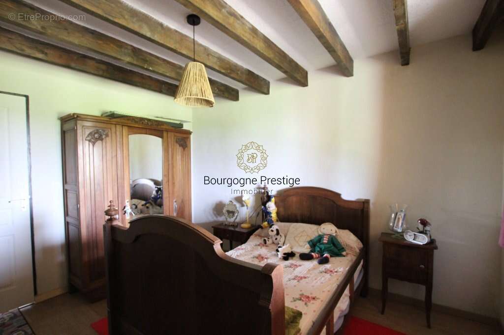 Maison à CUISERY