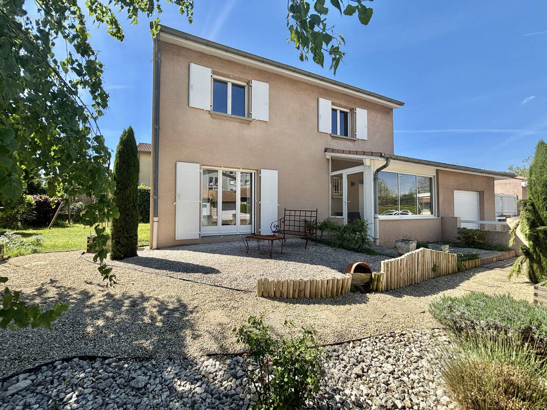 Maison à PORTES-LES-VALENCE