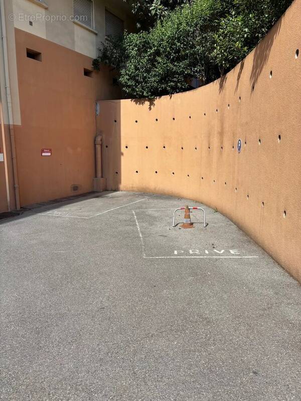 Parking à NICE