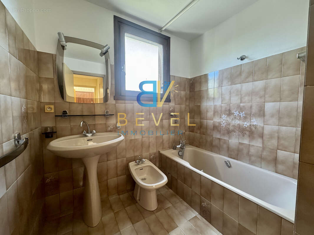 Appartement à SAINT-JEAN-DE-MAURIENNE