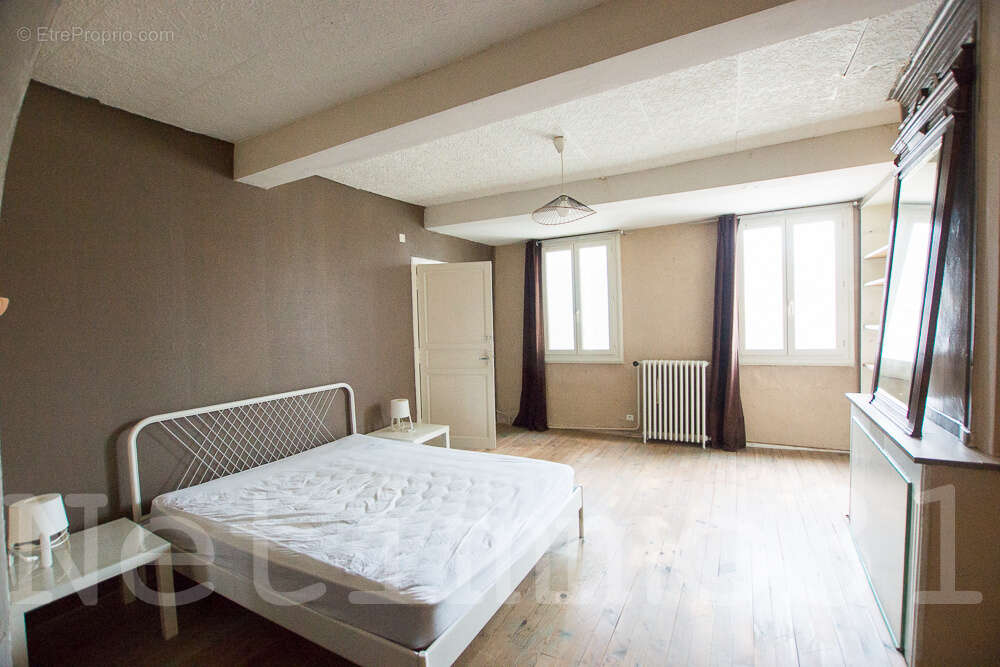 Maison à PUYLAURENS