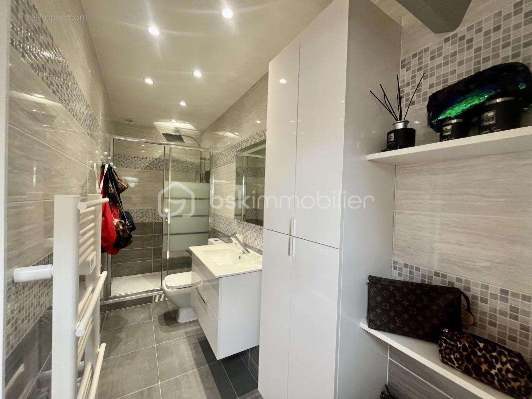Maison élégante au cœur de la tranquillité et à proximité de toutes commodités - photo 10