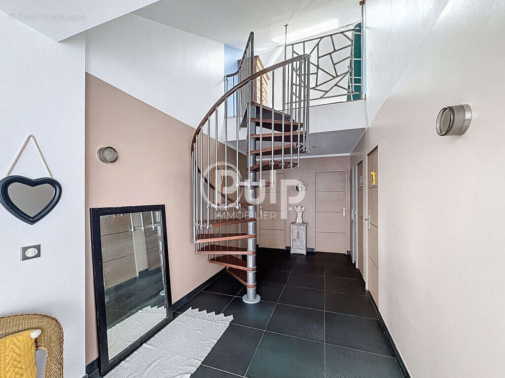 Maison plain pied 3 chambres - 2 terrasses - 2 garages - photo 14