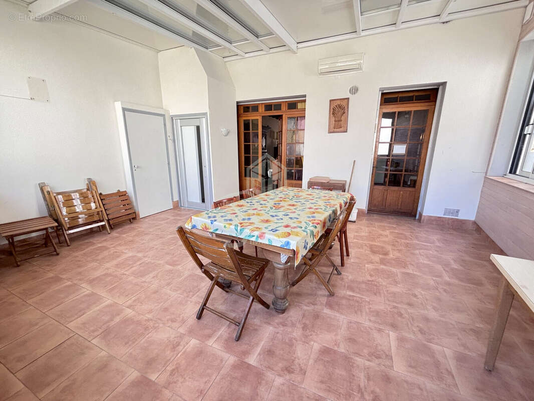 Maison 170 m² à Sainte-Maure-De-Touraine  - photo 7