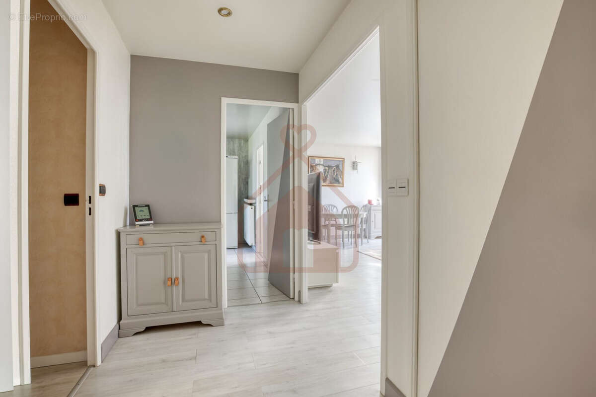 Appartement 85 m² à Villejuif  - photo 8