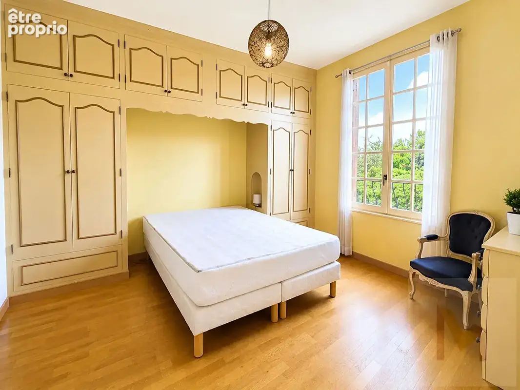 Maison familiale 156 m² avec grand terrain de 700 m² à 5 min du centre-ville - photo 6