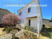 Maison à SAINT-ROMAIN-DE-BENET