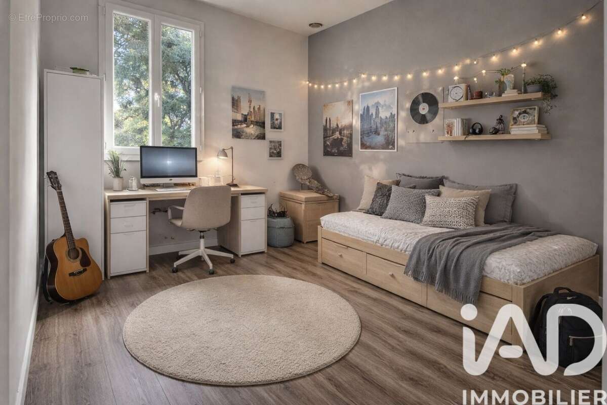 Photo 6 - Maison à ROQUEBRUNE-SUR-ARGENS