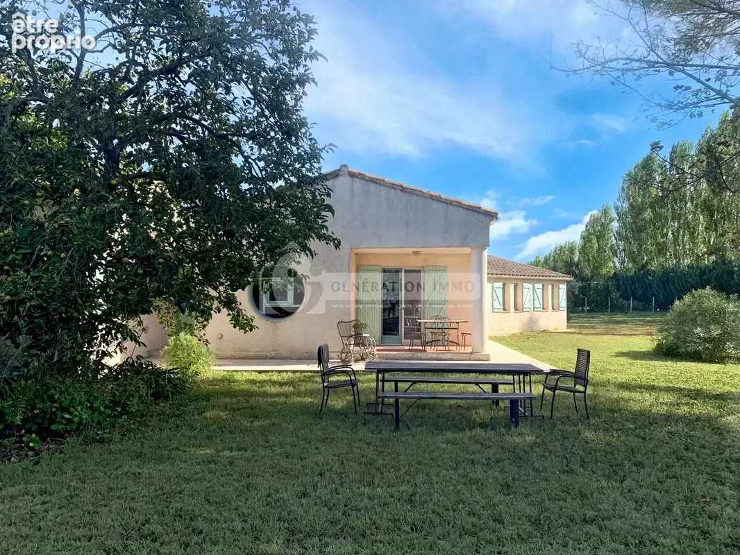 Villa à vendre à la campagne sur un terrain de 3 000 m² - photo 2