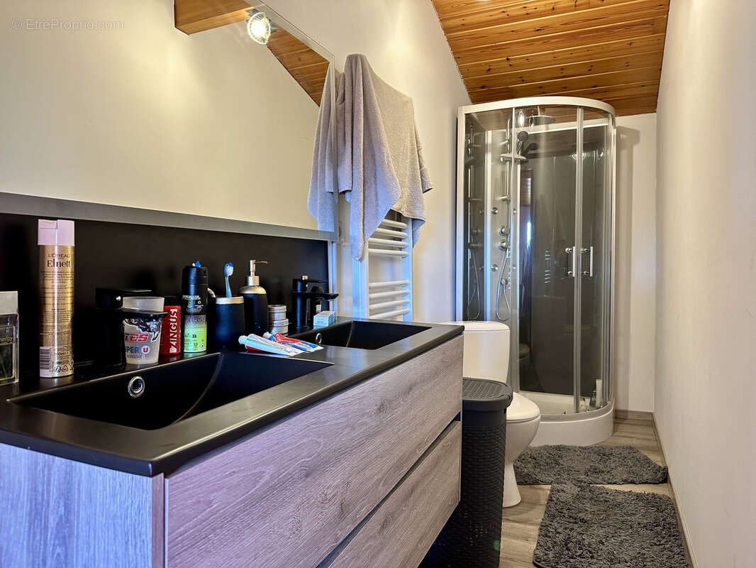 Maison à CHAMPAGNOLLES