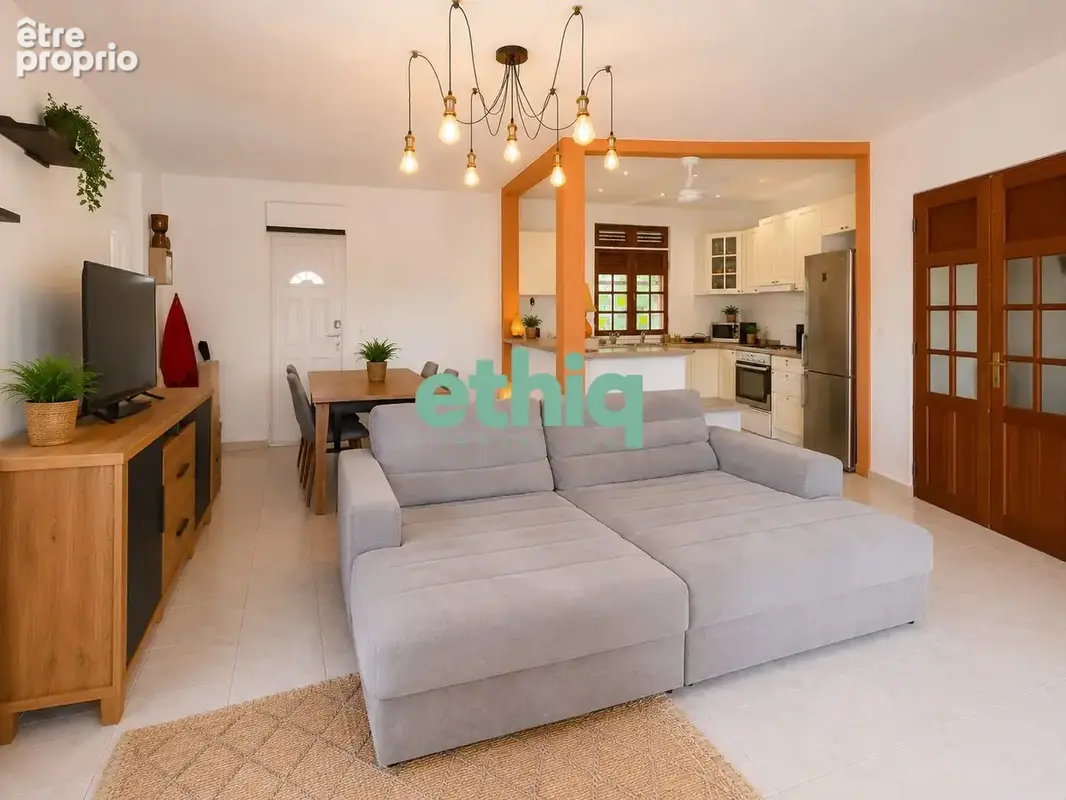 Photo Maison à Baie-Mahault au prix de 398 000€