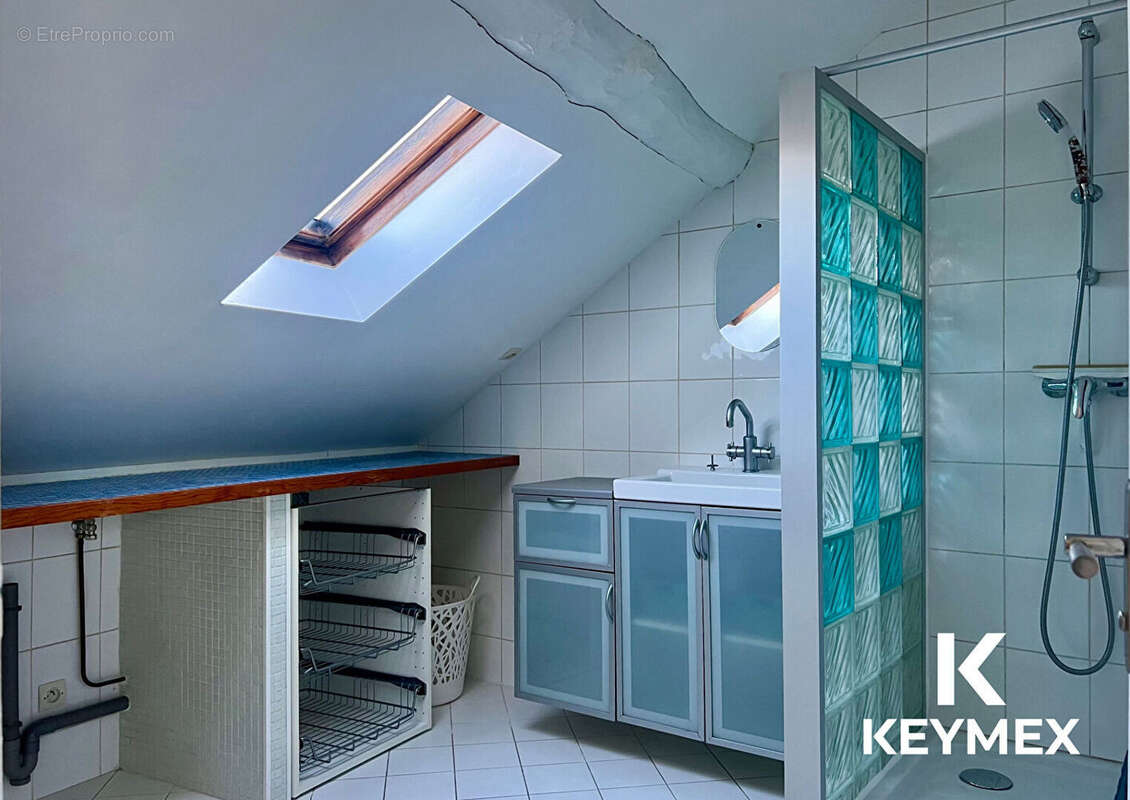 Appartement à FREPILLON