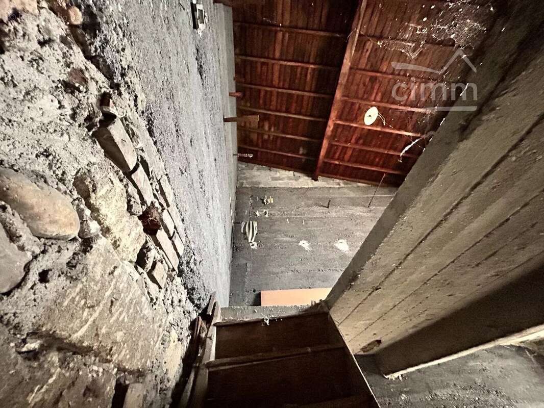 Appartement à LE PEAGE-DE-ROUSSILLON