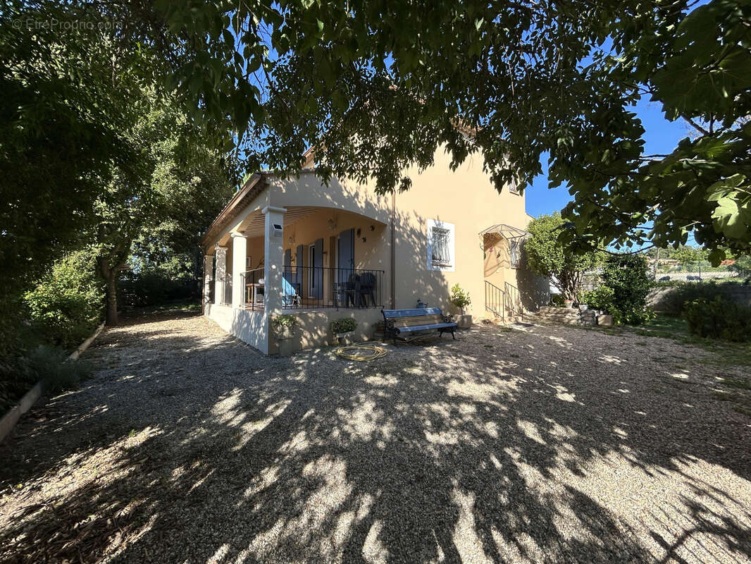 Maison à UZES