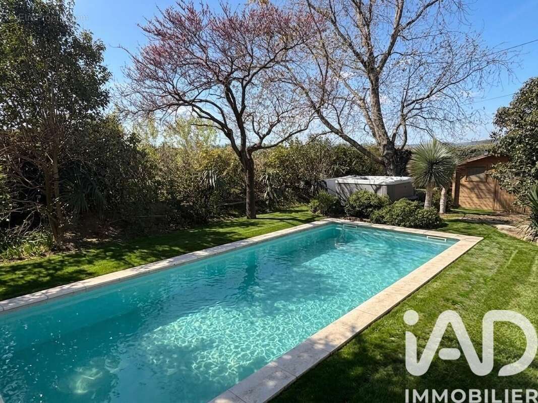 Maison 155 m² à Chateauneuf-Du-Rhone  - photo 3
