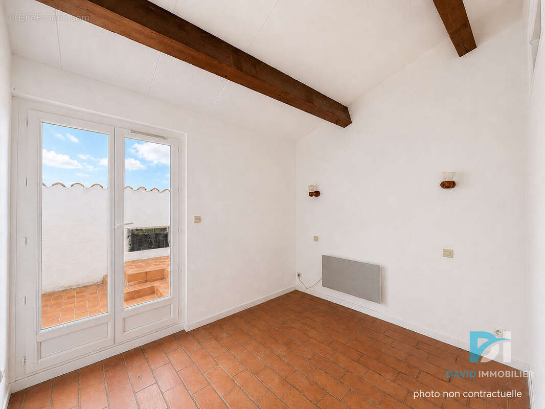 Appartement à NEZIGNAN-L'EVEQUE