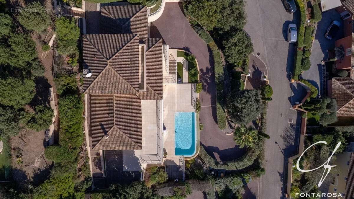 Maison à SAINT-RAPHAEL
