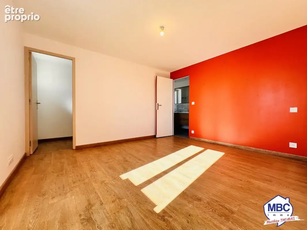 Maison de plain-pied entièrement rénovée - photo 4