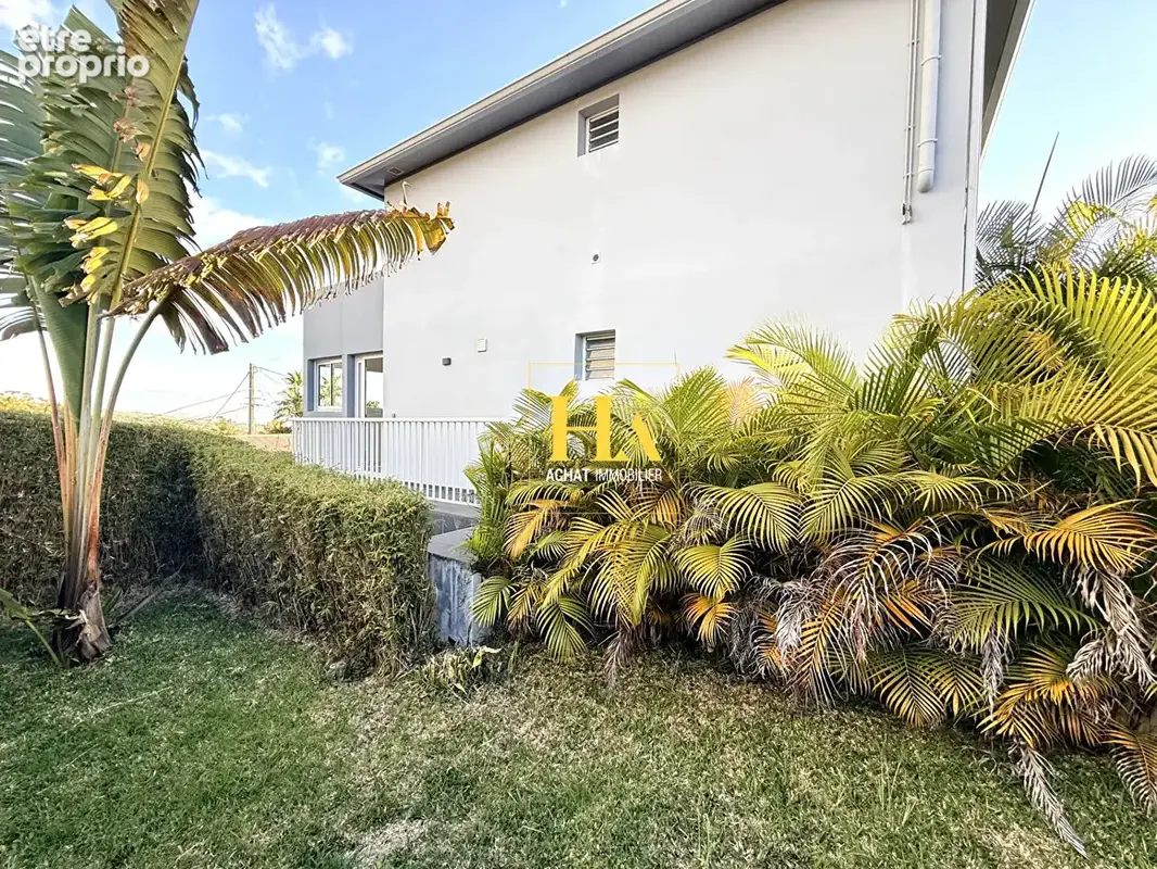Maison 3 chambres avec dépendance , Bras-Creux - photo 2